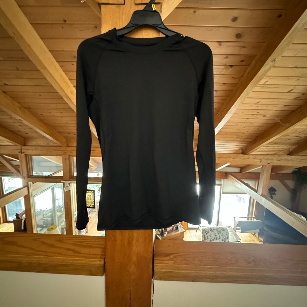 Women's Athletic Black Long Sleeve Top